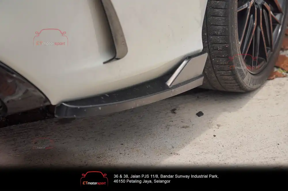 Mercedes Benz C-Class W205 Rear Splitter Gloss Black