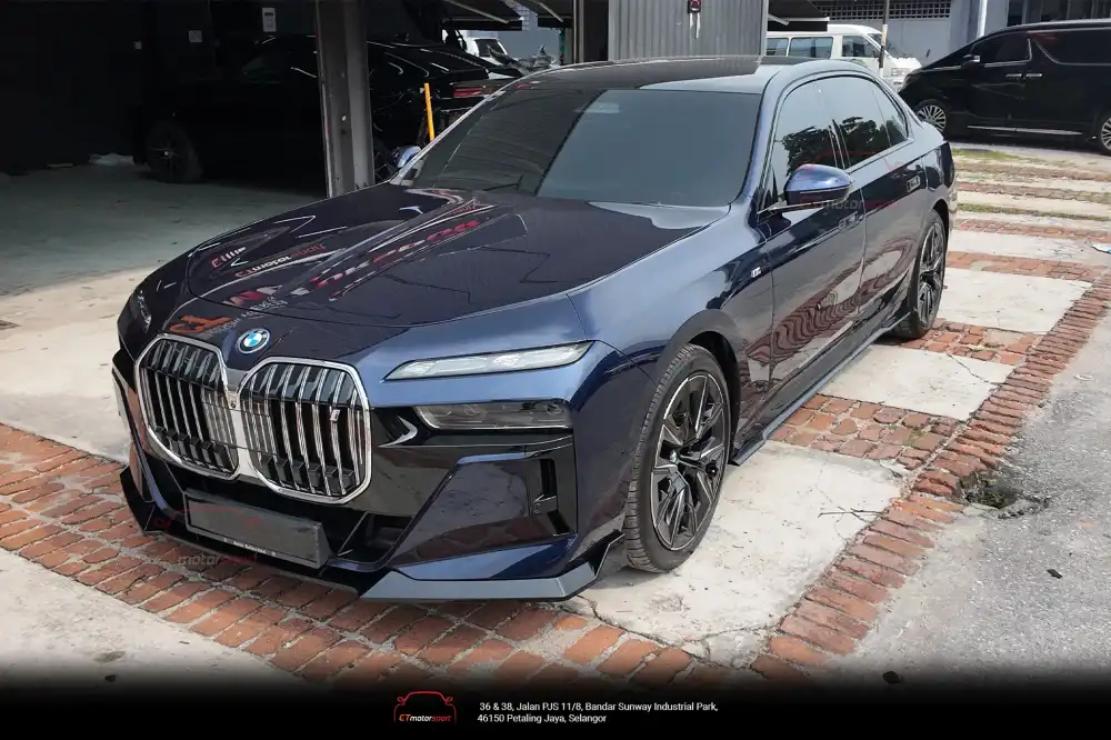 BMW G70 2023 I7 M760 MP Gloss Black Set