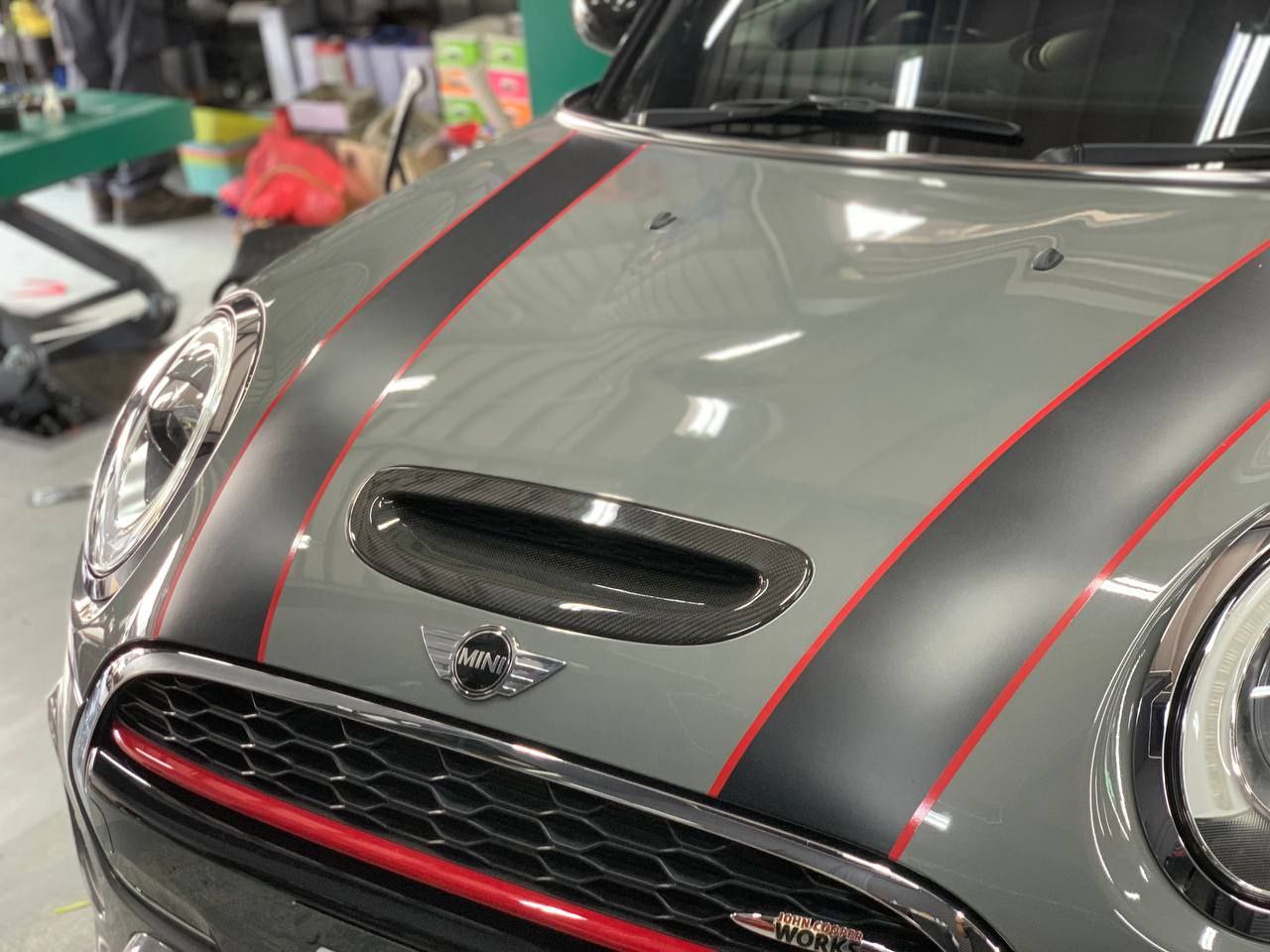MINI Cooper / Cooper S F56 Installed Dry Carbon Hood Vent Cover