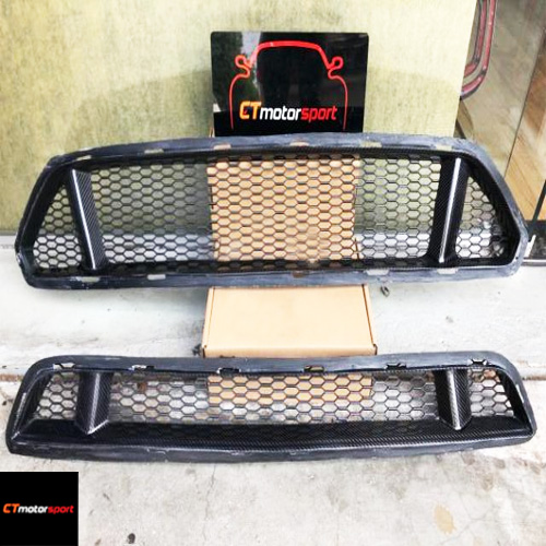 Ford Mustang 5.0 Carbon Fiber Front Bumper Grille 